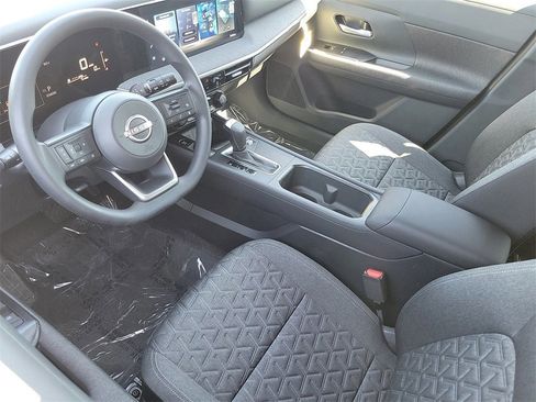 New 2026 Nissan Kicks SV image 5