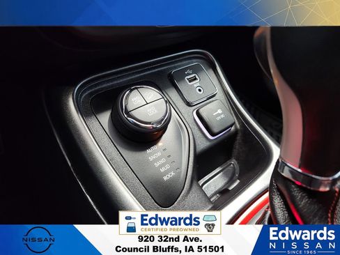 Used 2018 Jeep Compass Trailhawk w/ Leather Interior Group AWD/4WD image 31