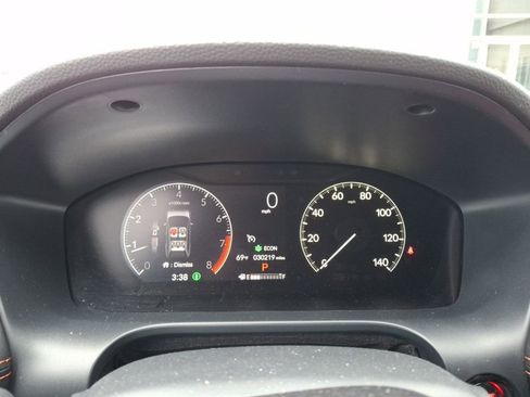 Used 2025 Honda HR-V Sport image 5