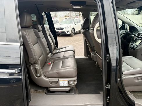 Used 2014 Honda Odyssey EX-L image 25