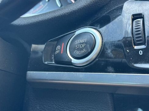 Used 2016 BMW X3 xDrive28i AWD/4WD image 23