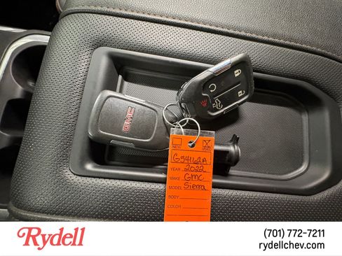 Used 2022 GMC Sierra 1500 AT4 w/ AT4 Premium Package image 21