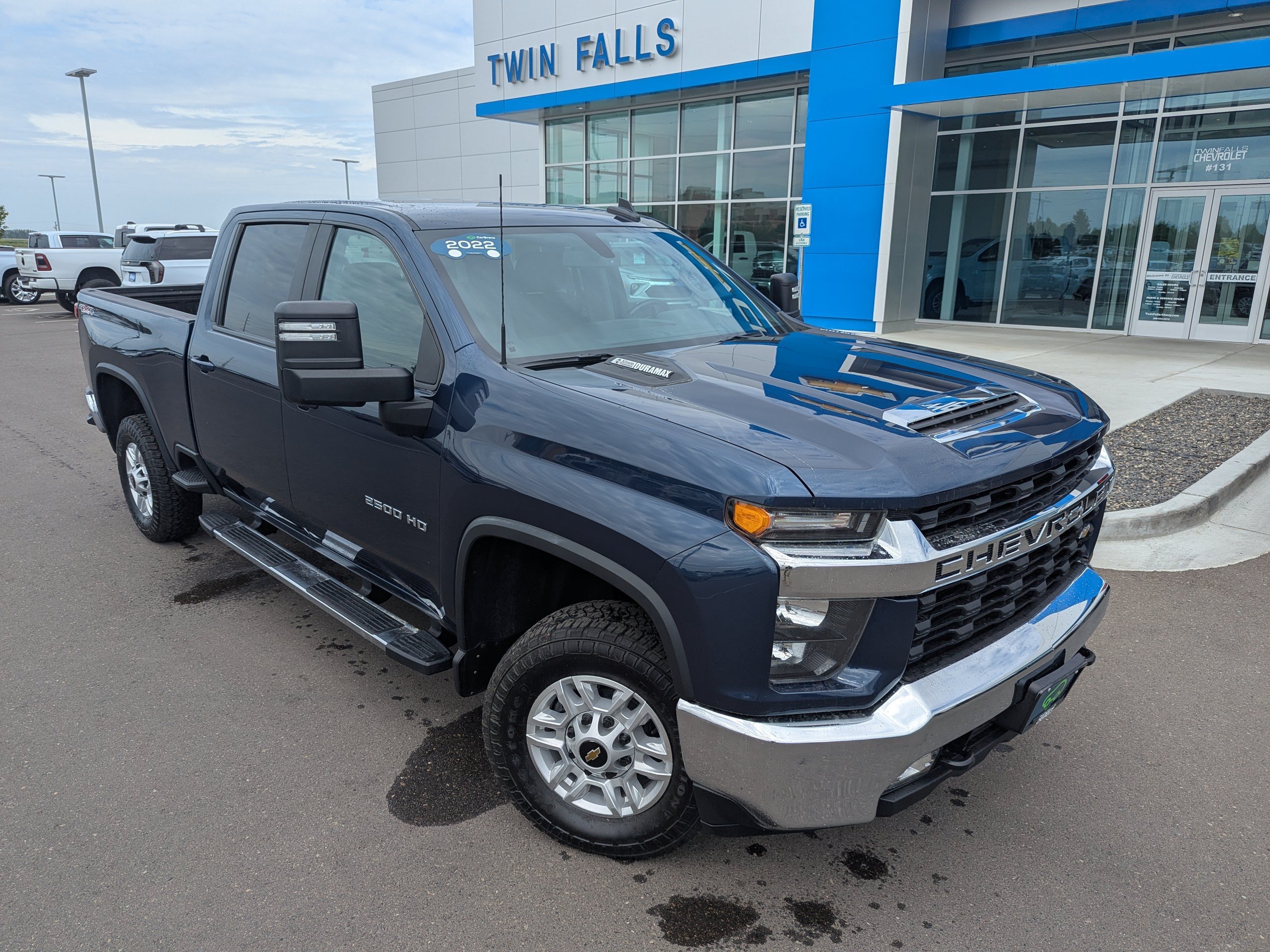 Certified 2022 Chevrolet Silverado 2500 LT w/ Convenience Package AWD/4WD image 3