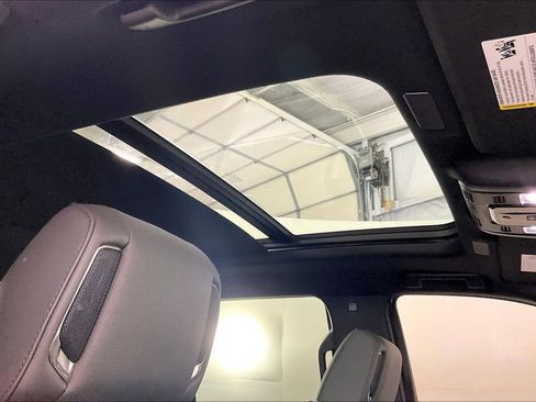 Used 2025 Cadillac Escalade Sport w/ Touring Package image 23