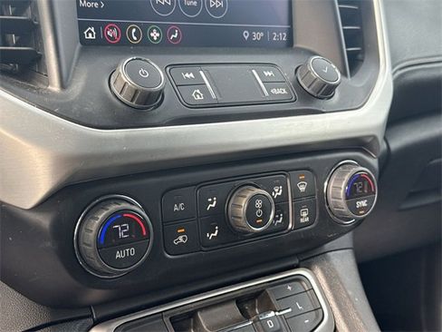 Used 2023 GMC Acadia SLE w/ Driver Convenience Package image 18