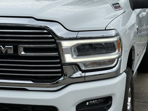 Used 2024 RAM 2500 Laramie w/ Safety Group AWD/4WD image 12