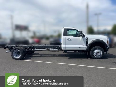 New 2025 Ford F550 4x4 Regular Cab Super Duty image 8