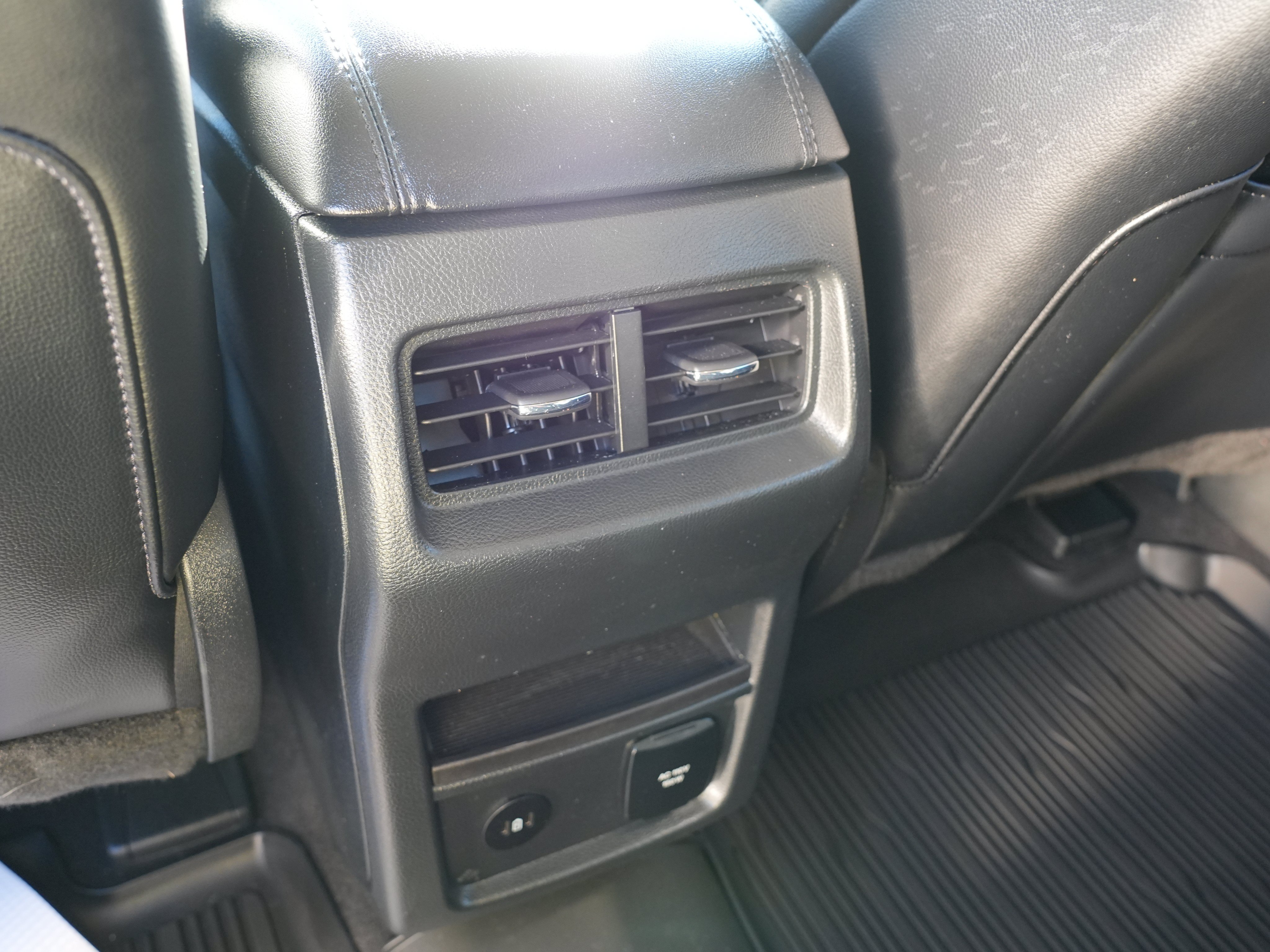 Used 2024 Ford Edge SEL w/ Convenience Package AWD/4WD image 29