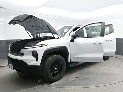 Used 2024 Chevrolet Silverado EV W/T image 44