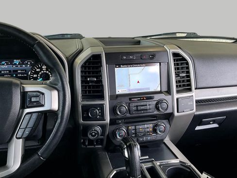 Used 2018 Ford F150 Lariat AWD/4WD image 7