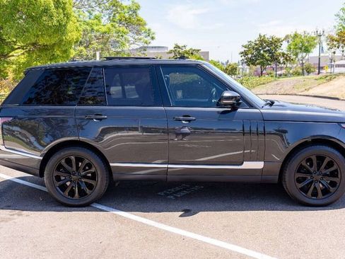 Used 2014 Land Rover Range Rover HSE image 10