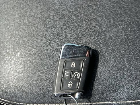 Used 2022 Volkswagen Atlas SE AWD/4WD image 35