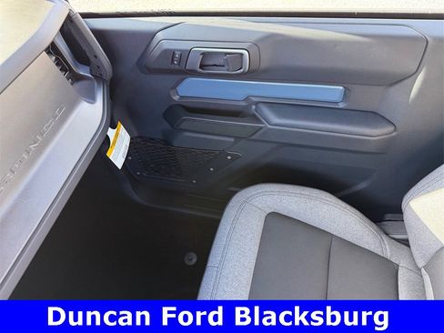 New 2025 Ford Bronco 2-Door image 29