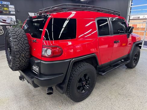 Used 2012 Toyota FJ Cruiser 4WD w/ Trail Teams Special Edition image 5