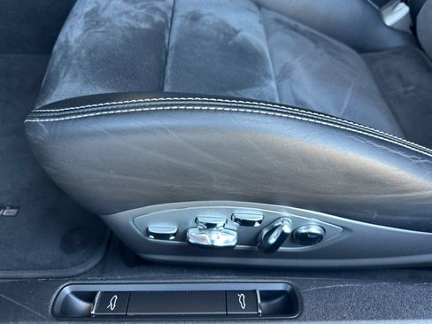 Used 2018 Porsche 911 GT3 RWD image 14