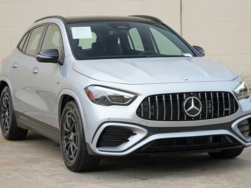 Used 2025 Mercedes-Benz GLA 35 AMG 4MATIC w/ Exclusive Trim Package image 59