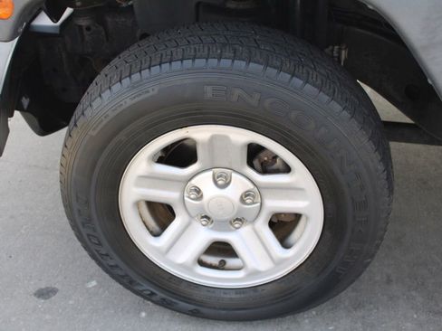 Used 2016 Jeep Wrangler Unlimited Sport w/ Max Tow Package image 12