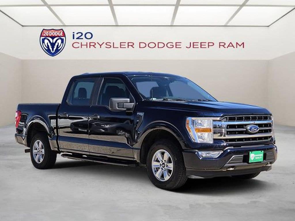 Used 2022 Ford F150 XL w/ Trailer Tow Package RWD image 1