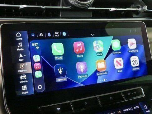 Used 2023 Maserati Grecale Modena AWD/4WD image 4