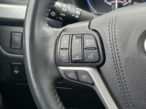 Used 2016 Toyota Highlander XLE AWD/4WD image 20