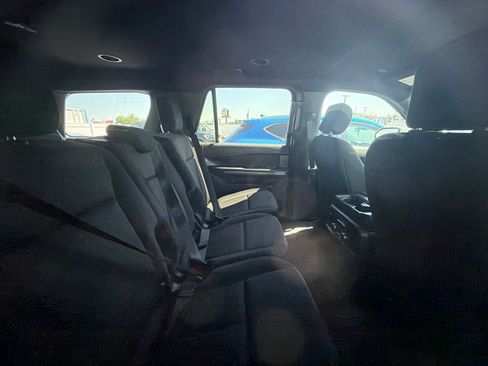 Used 2020 Ford Expedition XLT AWD/4WD image 13