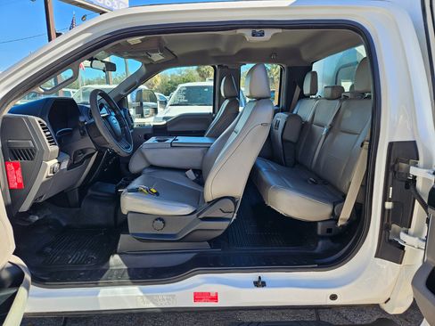 Used 2017 Ford F350 XL w/ Power Equipment Group image 9