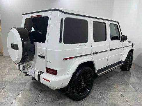 Used 2022 Mercedes-Benz G 550 image 6