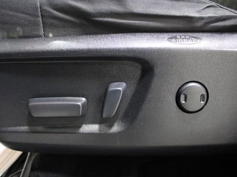 Used 2020 Toyota Tundra SR5 w/ SR5 Upgrade Package image 19