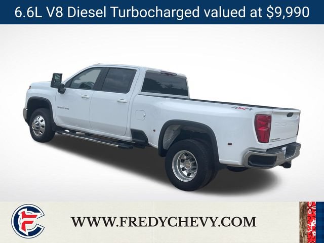 Used 2025 Chevrolet Silverado 3500 LT w/ Safety Package AWD/4WD image 4