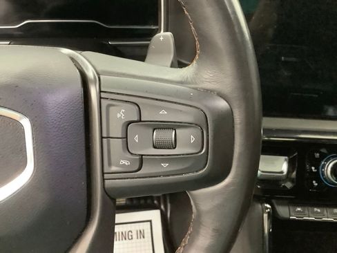 Used 2022 GMC Sierra 1500 AT4 w/ AT4 Premium Package AWD/4WD image 16
