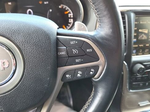 Used 2016 Jeep Grand Cherokee Overland w/ Advanced Technology Group image 52