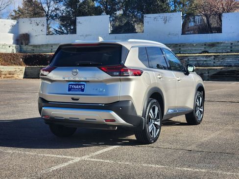Used 2023 Nissan Rogue Platinum w/ Platinum Premium Package image 3