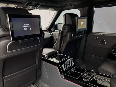 Used 2015 Land Rover Range Rover Long Wheelbase Autobiography image 3