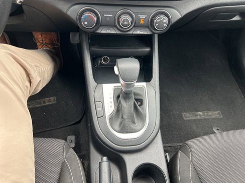 Certified 2023 Kia Forte LXS FWD image 17