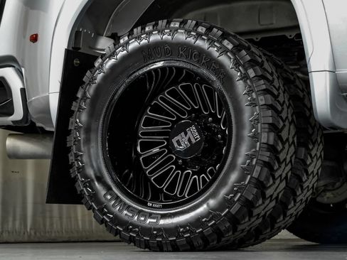 Used 2022 GMC Sierra 3500 Denali AWD/4WD image 53