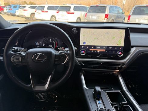 Used 2025 Lexus TX 350 AWD image 27