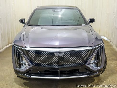 New 2025 Cadillac Lyriq Luxury image 4