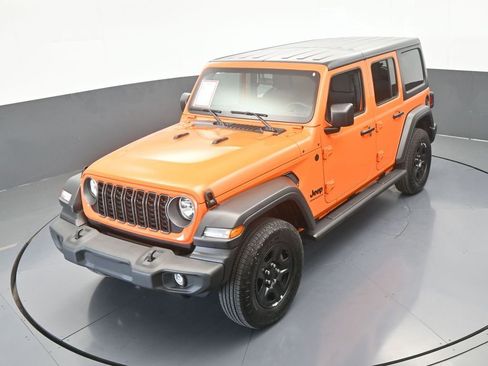 Used 2025 Jeep Wrangler Sport image 47