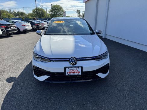 Used 2024 Volkswagen Golf R AWD/4WD image 4