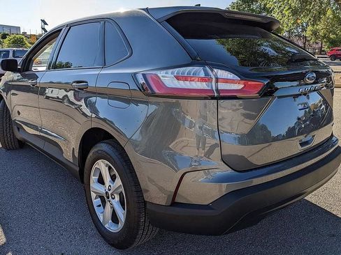 Used 2023 Ford Edge SE AWD/4WD image 4
