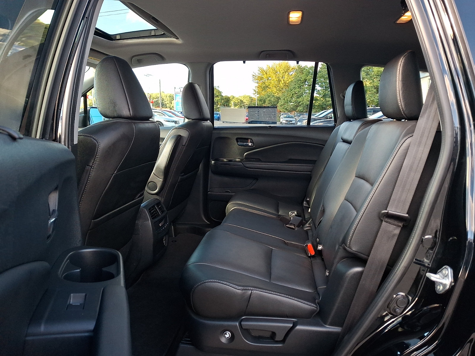 Used 2022 Honda Pilot Special Edition image 11