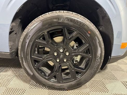 New 2026 Ford Maverick Lariat w/ Black Appearance Package image 11