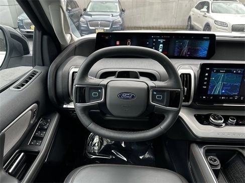 Certified 2025 Ford Expedition Max Active image 14
