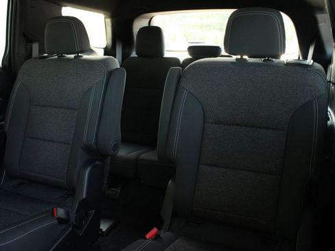 Used 2024 Chevrolet Traverse LT w/ LPO, Floor Liner Package AWD/4WD image 17
