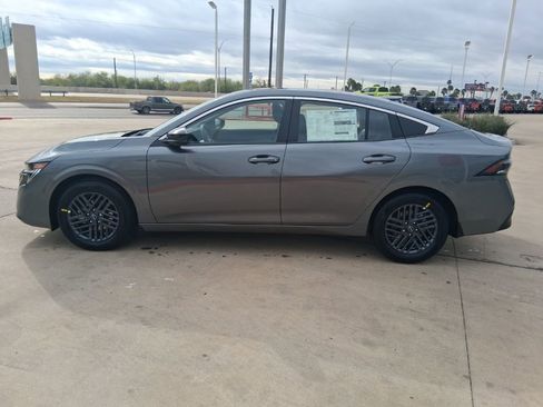 New 2026 Nissan Sentra SV w/ SV Convenience Package image 3