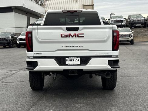 New 2026 GMC Sierra 3500 Denali w/ Denali Reserve Package AWD/4WD image 4