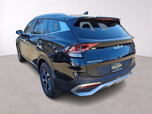 Used 2023 Kia Sportage EX image 5