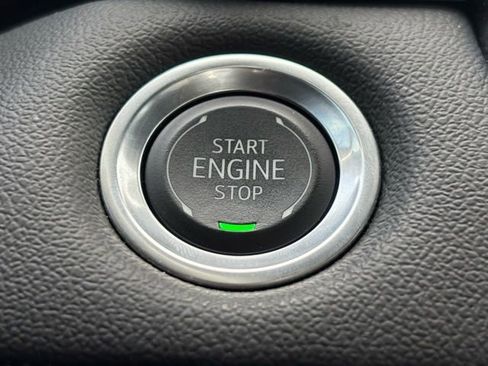 Used 2024 Chevrolet Colorado LT w/ LT Convenience Package III image 40