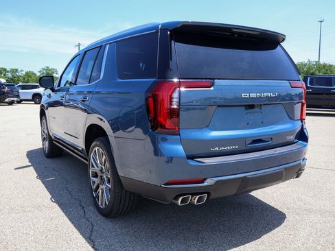 New 2026 GMC Yukon Denali Ultimate w/ LPO, Floor Liner Package AWD/4WD image 35