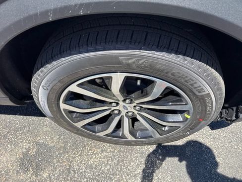 New 2026 Ford Explorer ST-Line AWD/4WD image 15